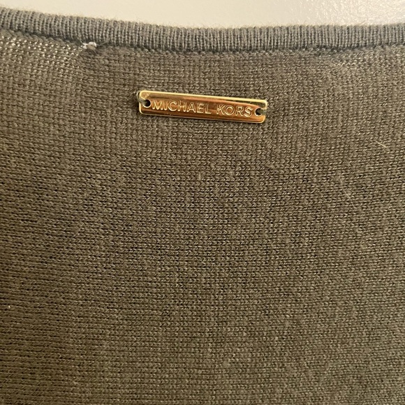 Michael Kors Olive Green Oversized Soft Sweater Size Medium - Picture 7 of 10
